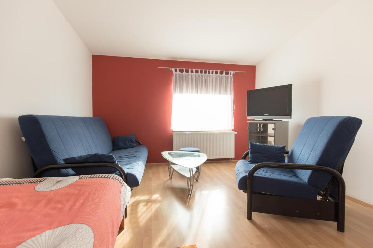 Guesthouse Capistro Bilje ภายนอก รูปภาพ