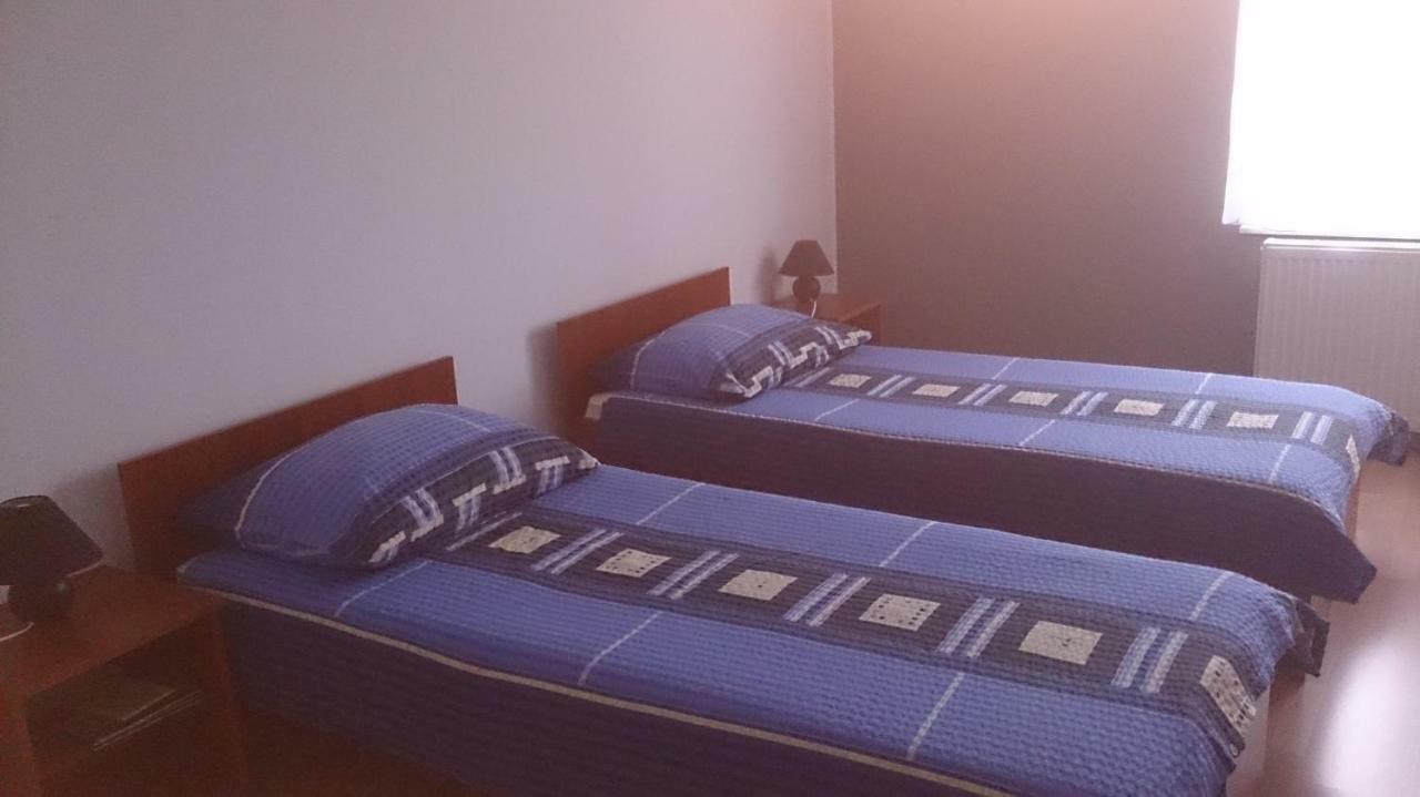 Guesthouse Capistro Bilje ภายนอก รูปภาพ